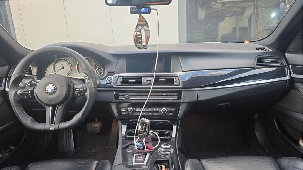 BMW Seria 5 F10 - 2.0 Diesel - Stare foarte buna