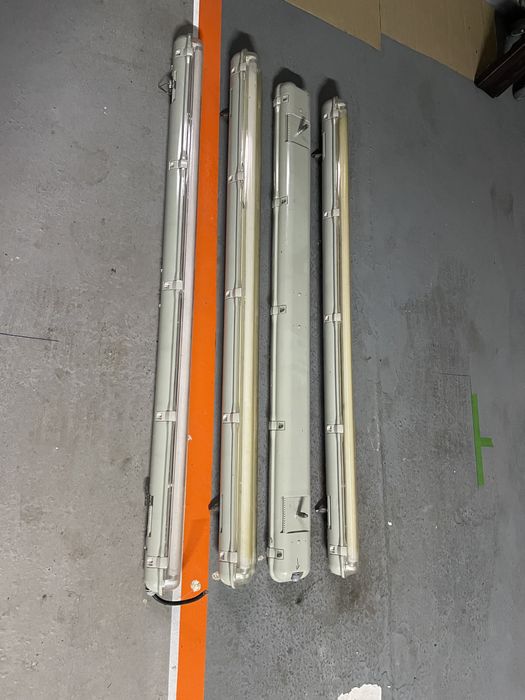 Corpuri iluminat neon garaj/hala