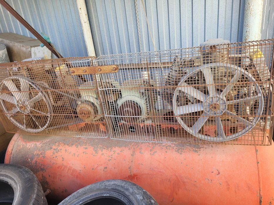 Продам компрессор воздушный 380 вольт