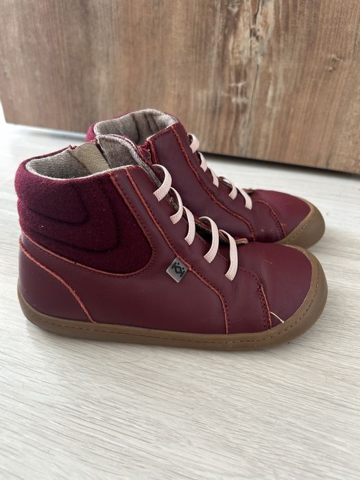 Детски barefoot ботуши в бордо цвят от K&K