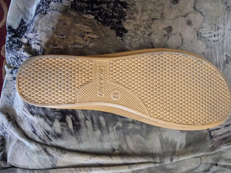 Босоножки большого размера 42