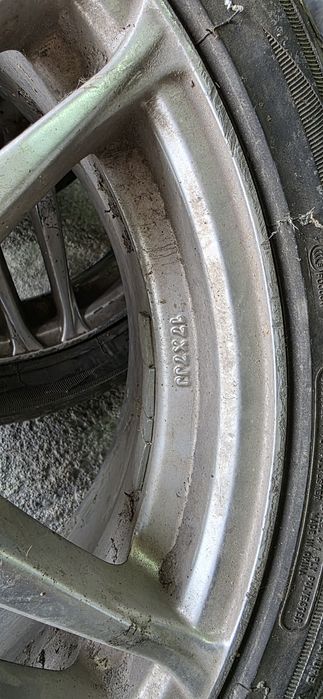 Гуми с джанти 5 х110 за Опел