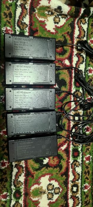 Blok pitaniya 52V 1.5A