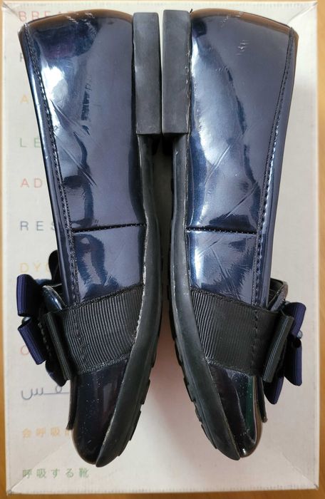 Pantofi bleumarin Geox