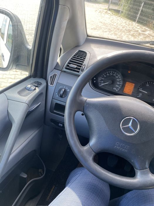 Mercedez - vito 8/1 locuri adus recent