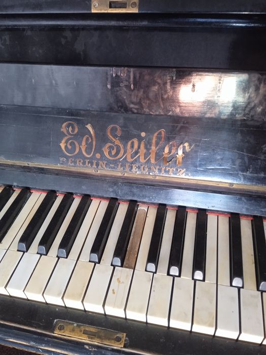 Пианино 1870 антиквариат