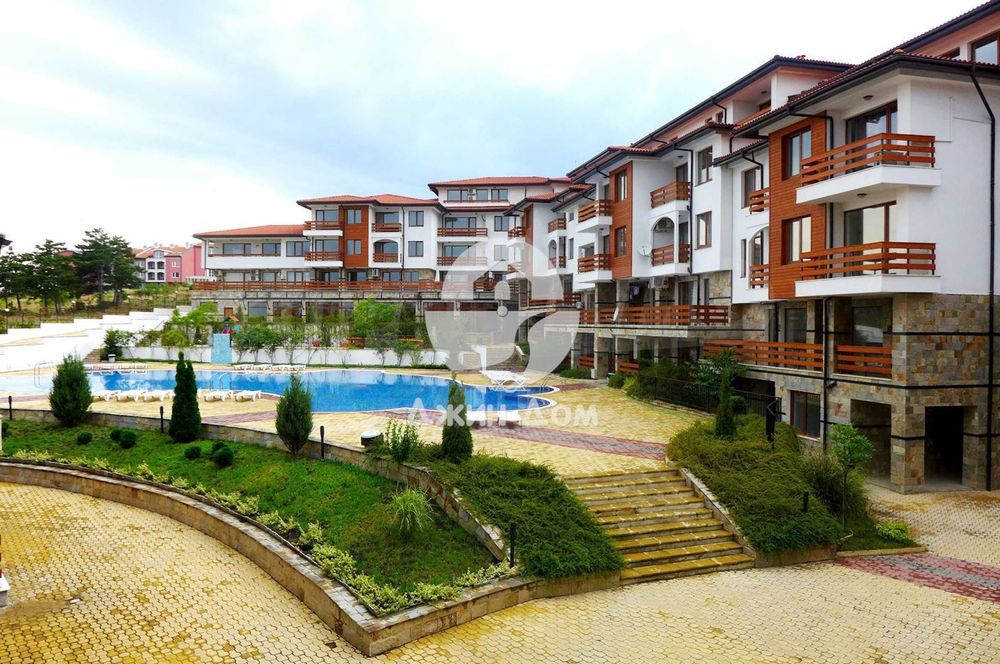 Продава се Едностаен апартамент в с. Кошарица, Област Бургас - 52 кв.м за 687 €/кв.м - Снимка #9