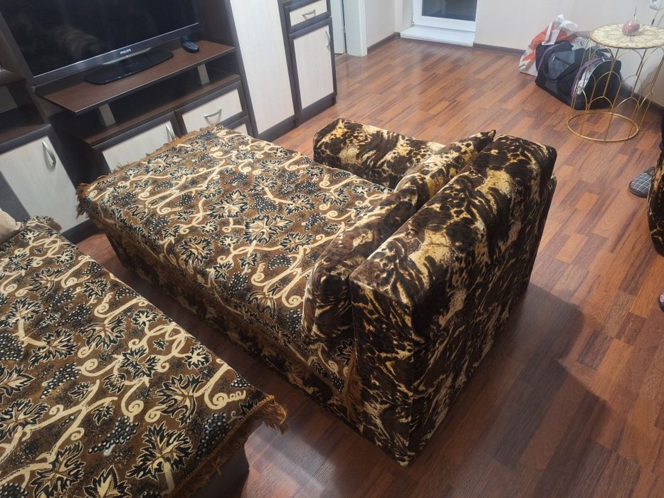 Дивани в продажба