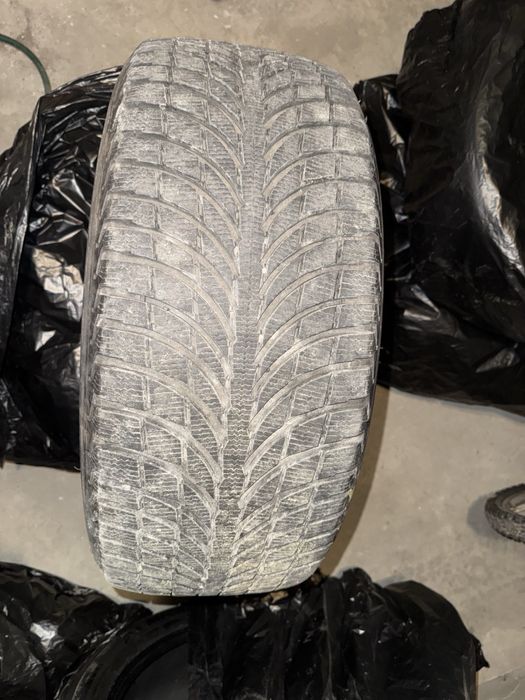 Цента е обща за 2 броя Зимни гуми R-20 Michelin LATITUDE ALPIN
