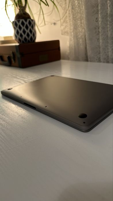 MacBook Pro 13" M1 8GB RAM / 256GB SSD