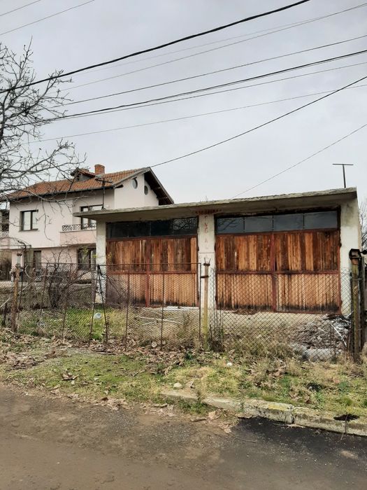 Продава се Къща в с. Тънково, Област Бургас - 180 кв.м за 1056 €/кв.м - Снимка #2