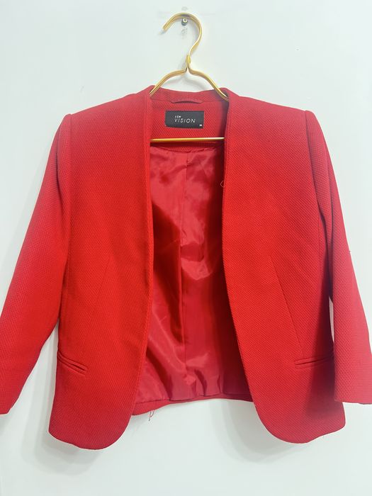 Куртка кастюм сатылады