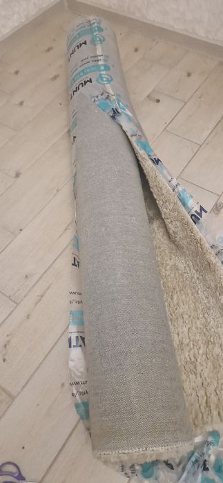 Ковры 2 штуки, состояние хорошее