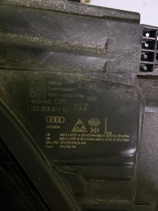 Far stanga audi A6 C8 avariat