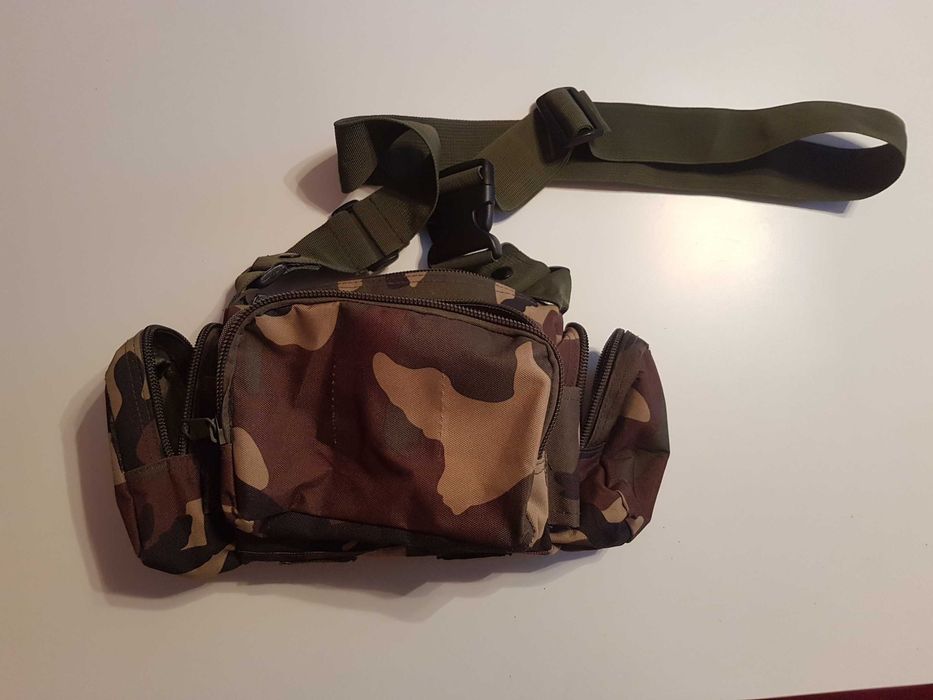 Небольшая сумка/подсумок