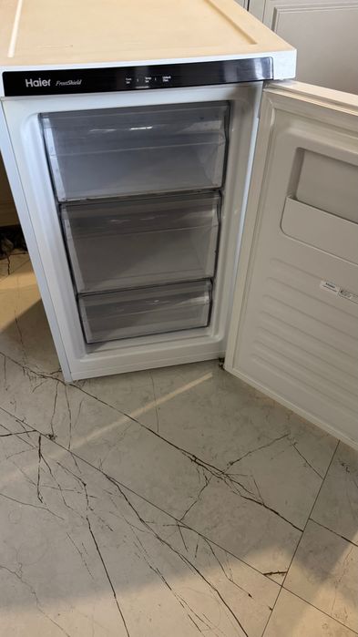 Морозильник HAIER