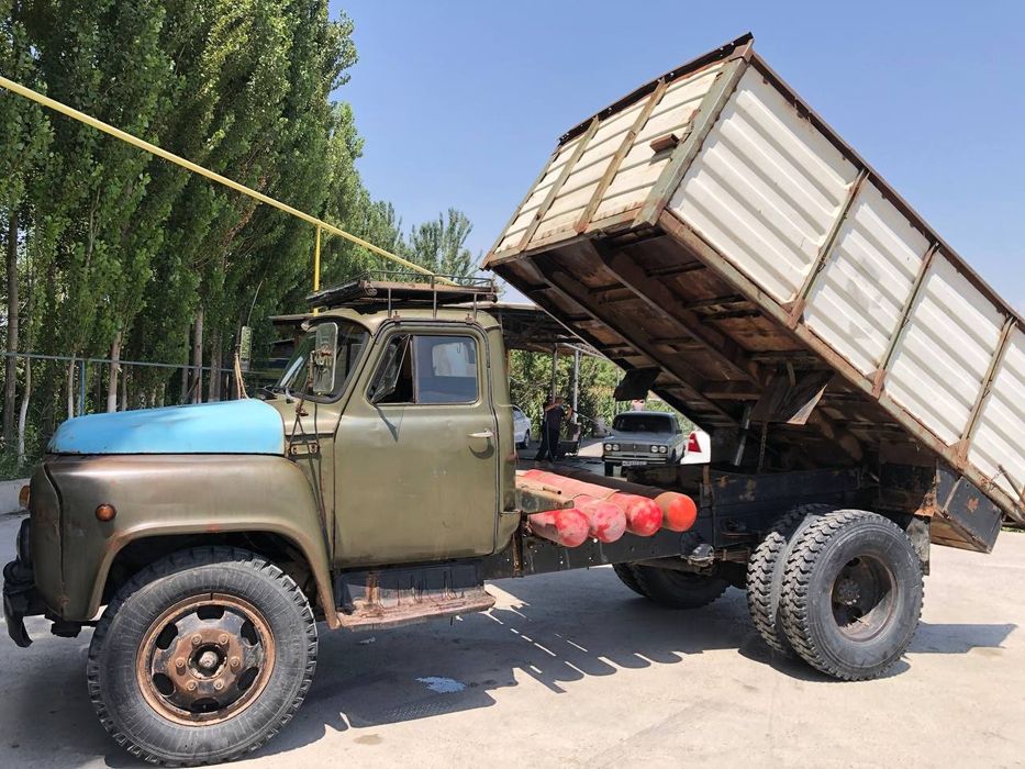 Gaz 53 samasval sotiladi