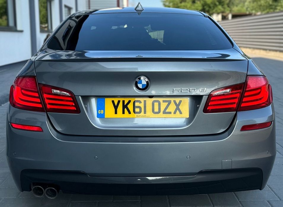 Bara fata f10 f11  capota bara spate motor interior M