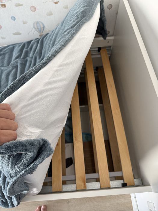 Pat copii alb Ikea cu depozitare