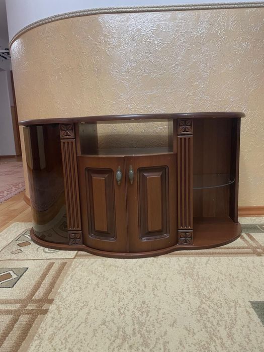 Подставка под телевизор