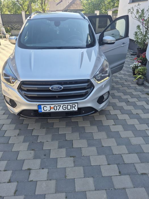 Ford Kuga 2017 proprietar 4x4