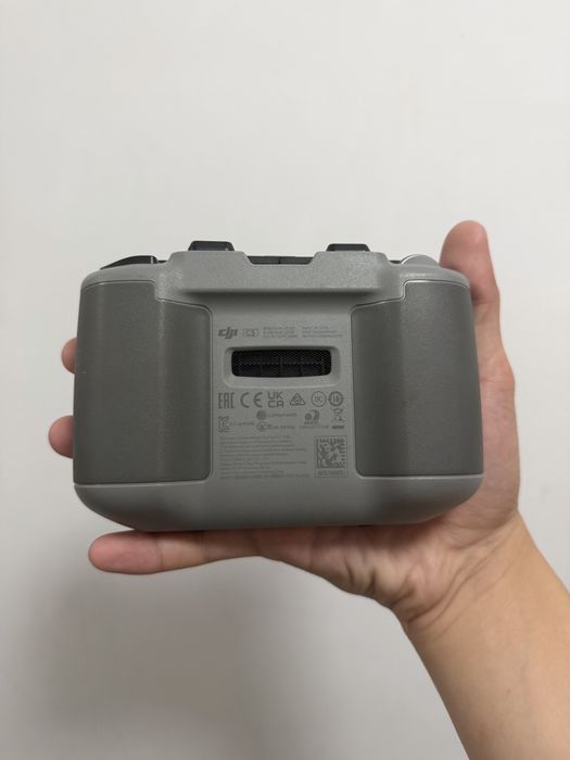 Продам дрон Dji mini 2 SE