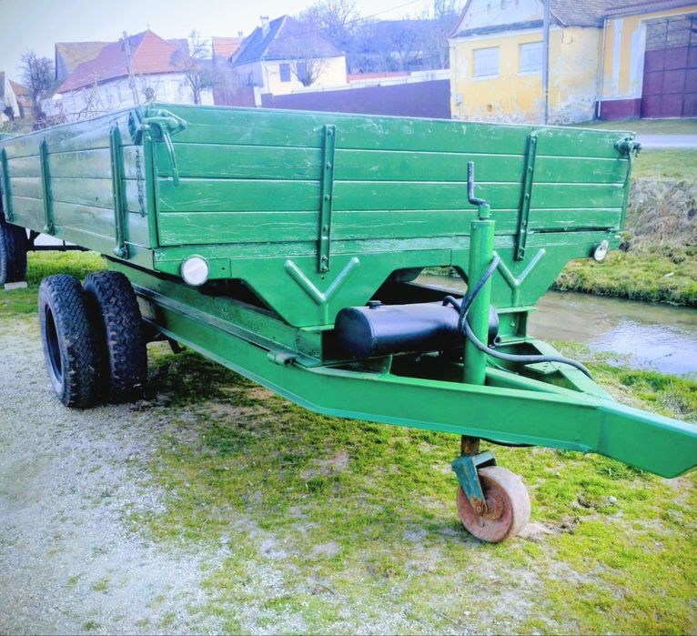 Remorca tractor agricola 6t ax dublu basculabila 3 parti frane recent adusa