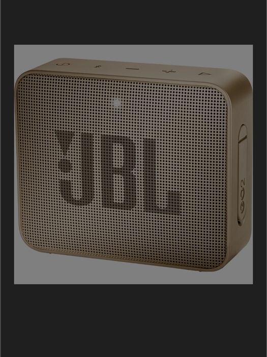 Преносима тонколона JBL.