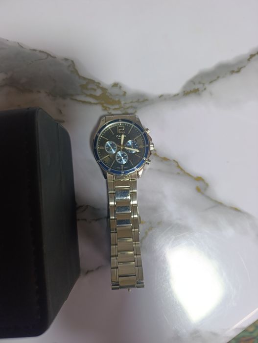 Продам часы Касио бу