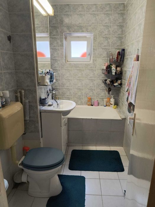De vanzare apartanent.