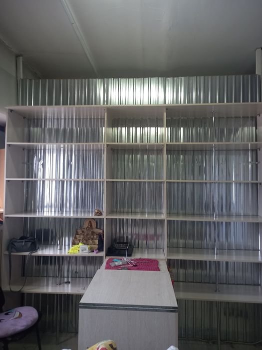 Продам стеллаж столы