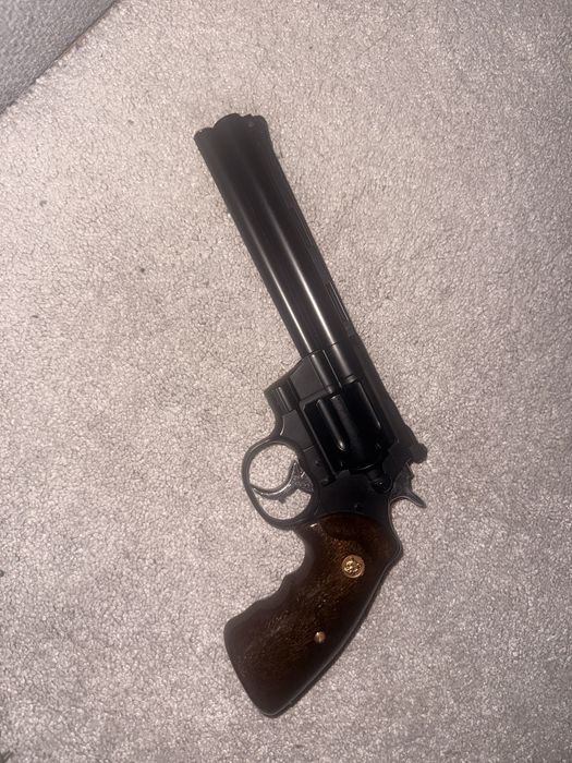 Airsoft револвер Green Gas