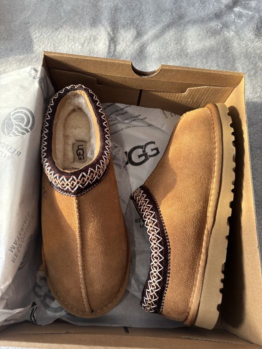 UGG tazz slippers