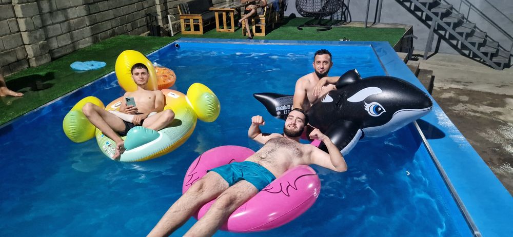 Аренда дачи коттеджа баня с крытым бассейном у реки дача коттедж