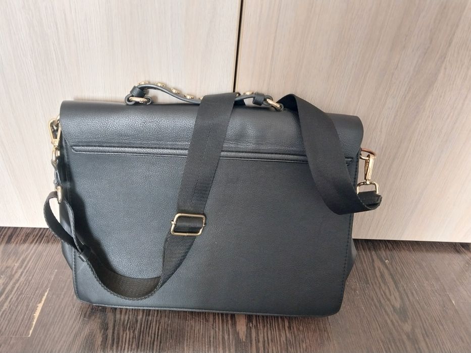 Сумка. портфель. ZARA