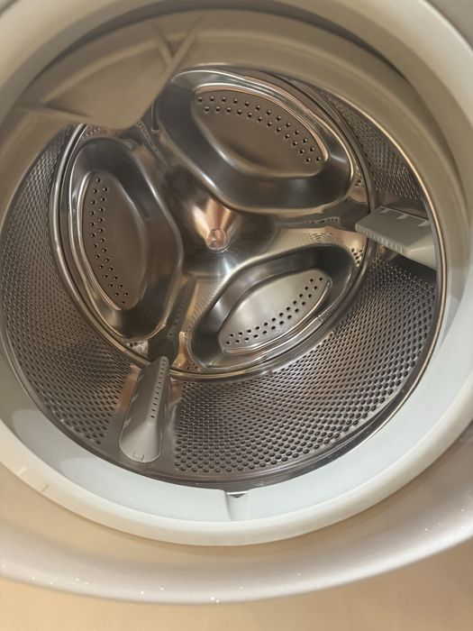 Hotpoint-Ariston Aqualtis