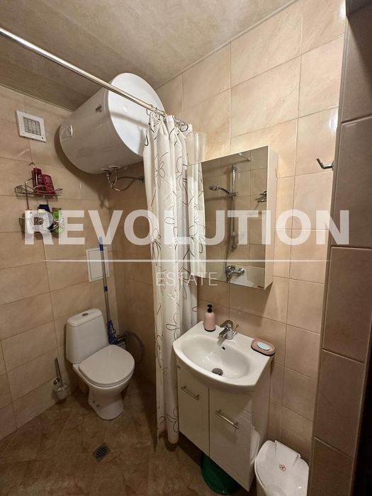 Дава се под наем Двустаен апартамент в Варна, Гръцка махала - 70 кв.м за 750 € - Снимка #5