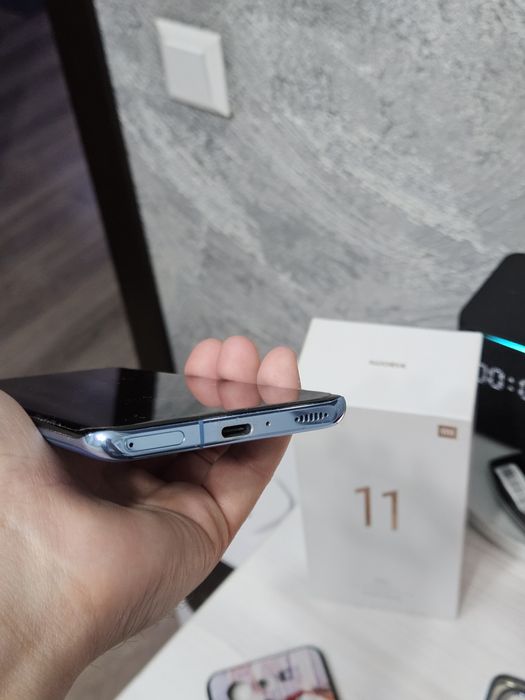 Xiaomi Mi 11 256гб.