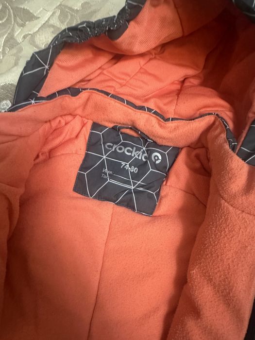 Продам зимний комбинезон Crockid