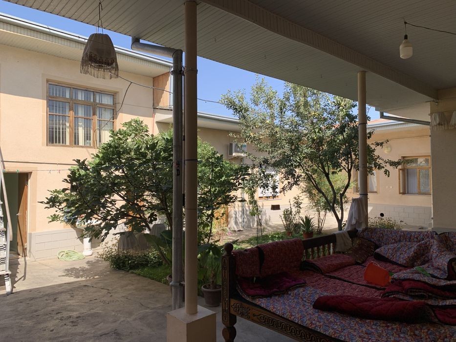 Ц13 Лабзак участка срочна сотилади