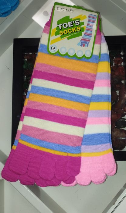 Дамски чорапи с пръсти