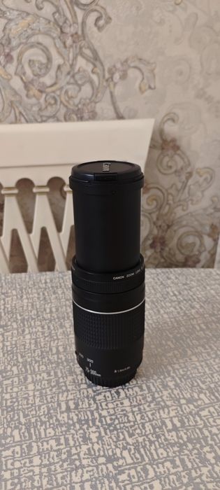 Объектив Canon EF 75-300mm