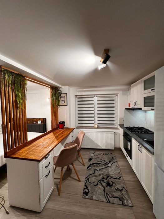 Închiriez garsonieră open space Falticeni