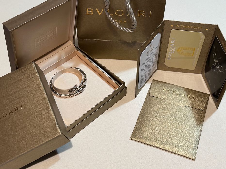 Гривна Bvlgari Serpentj