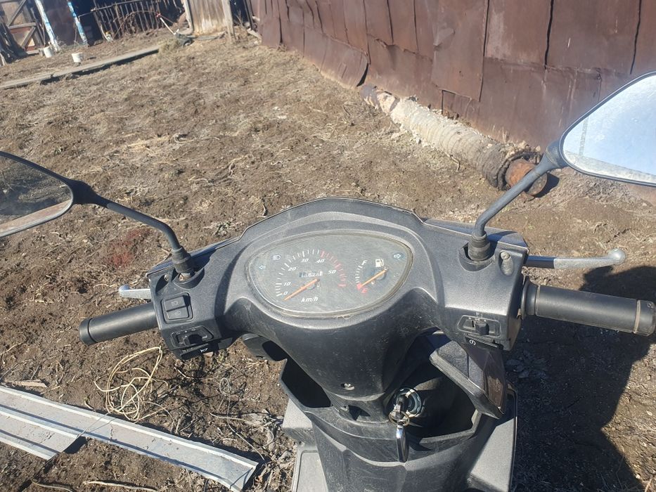 Скутер Sonlink 2023г