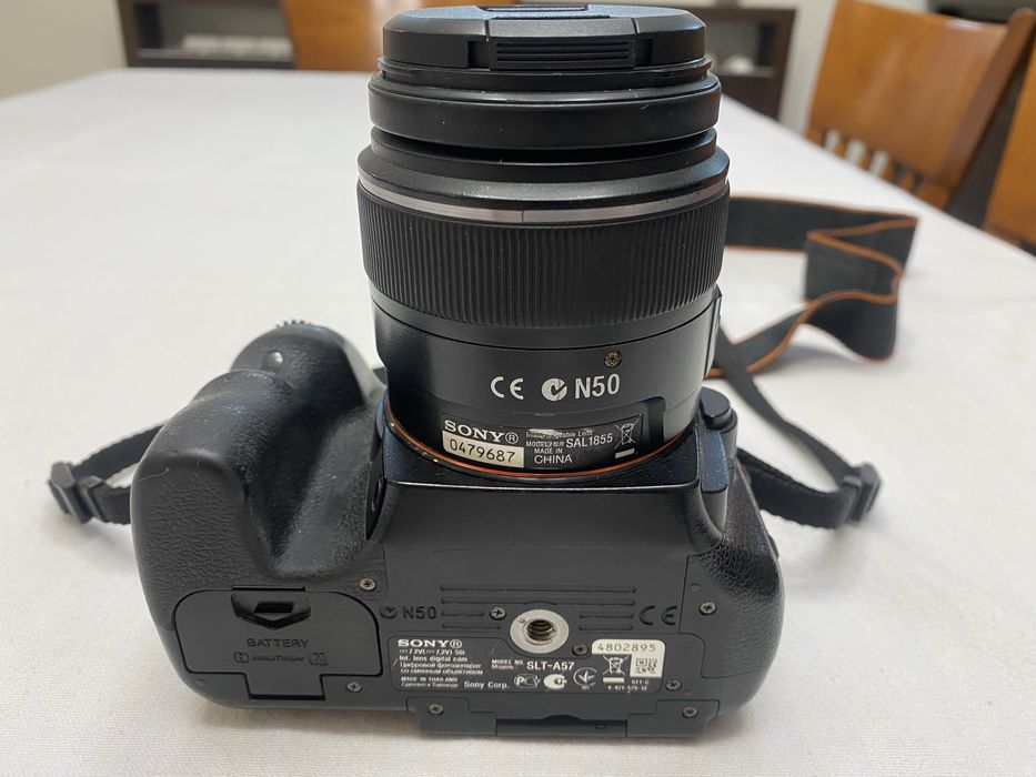 Фотоапарат SONY A 57