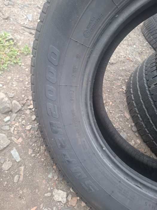 Vand 2 anvelope 225 70 15 C bune fara defecte