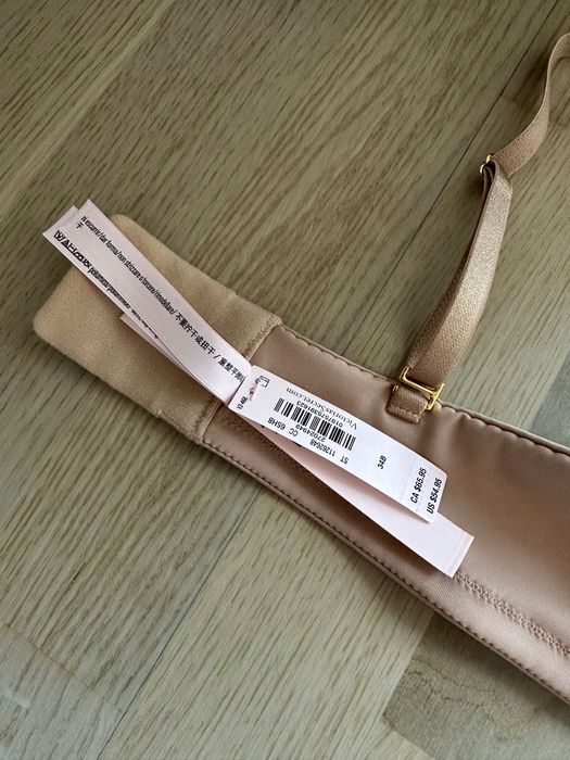 Sutien Victoria’s Secret nou, cu eticheta