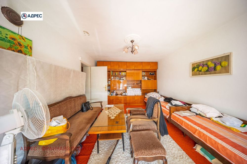 Продава се Къща в с. Коиловци, Област Плевен - 130 кв.м за 392 €/кв.м - Снимка #9