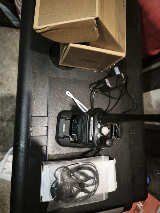 Продам рацию баофенг